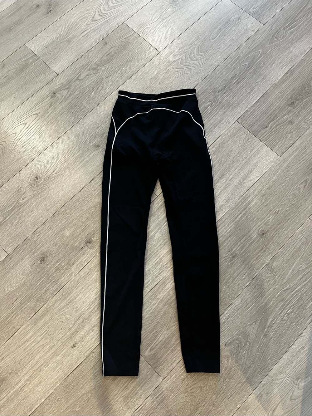 Black Active Leggings with White Piping